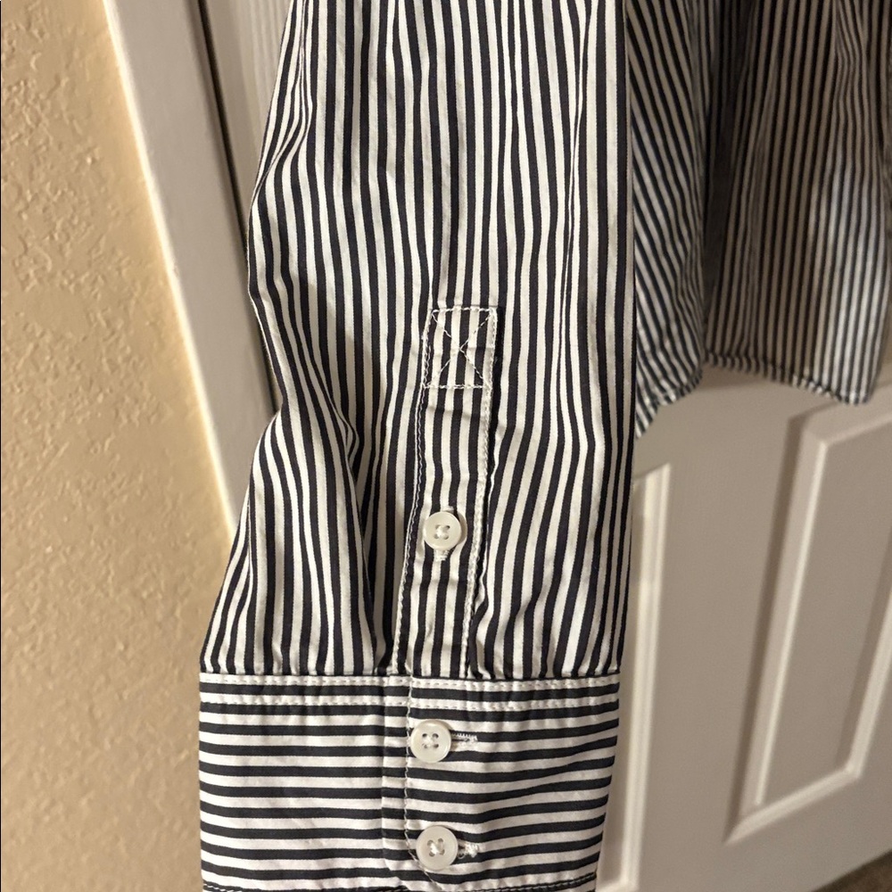 American Eagle Striped Button Down - image 3